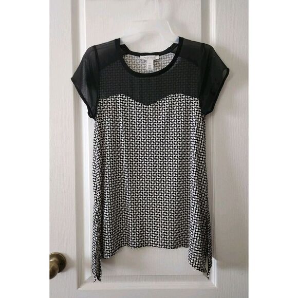 White House Black Market Tops - White House Black Market Asymmetrical Tunic Top  Geometric Print Blouse Size‎ XS